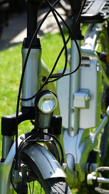 Sikker på elcyklen: 10 smarte tips til en tryg tur